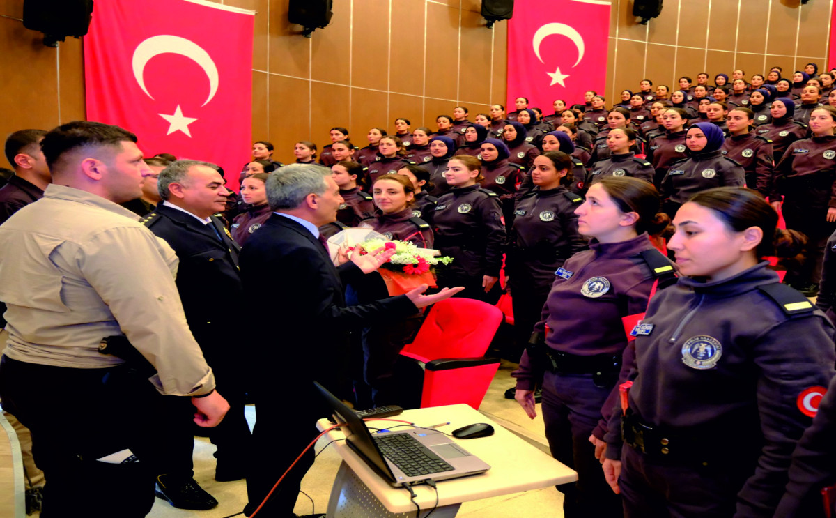 Vali Özkan, Yozgat Polis Meslek  Eğitim Merkezi’ni ziyaret etti